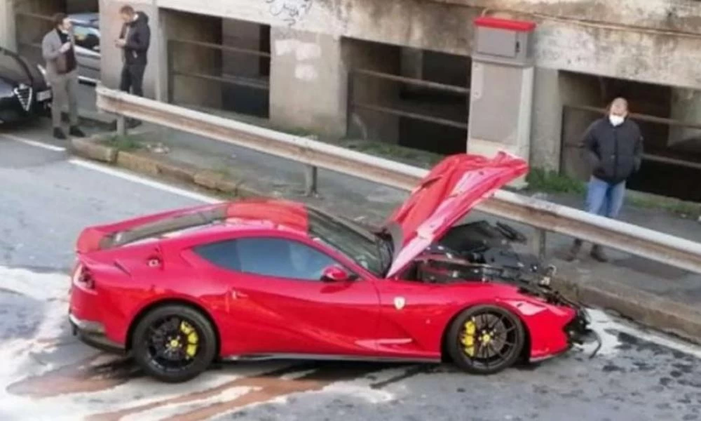Ο Μαρκέτι πήγε τη Ferrari του για πλύσιμο και την πήρε παλιοσίδερα